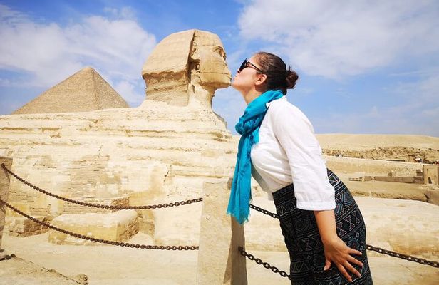 Exploring Egypt's Marvels: Giza, Saqqara, Memphis & Dahshur