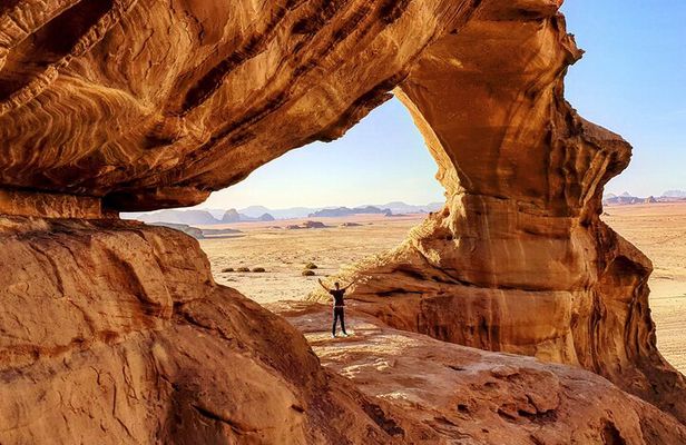 Best of Wadi Rum | Full day jeep tour + overnight in bedouin camp | Pack all-in