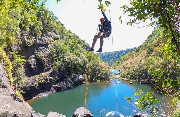 Tamarind Falls Abseiling