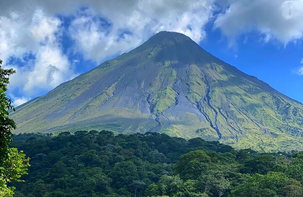 Private Hike Tour in Arenal