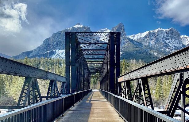 The Canmore History Tour - 1.5H Walk