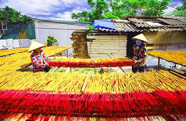 Handmade Incense Making Activity in local village from Hanoi