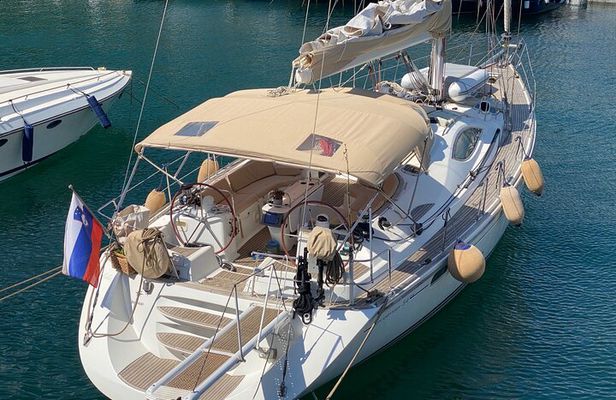 CYCLADES, SPORADES AND DODECANESIAN SAILING HOLIDAY, with chef and skipper