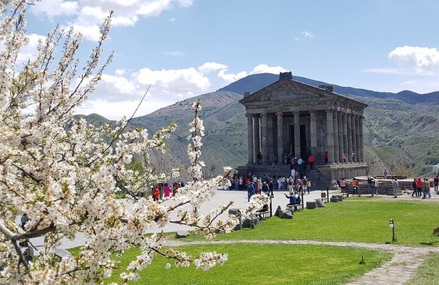 Private tour to Garni Temple, Geghard Monastery (UNESCO) & Symphony of Stones