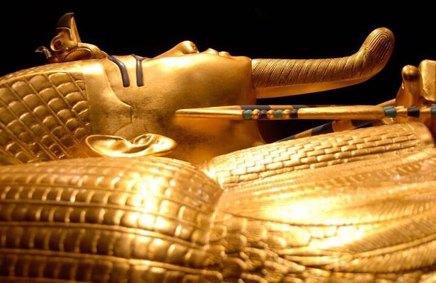 Grand Egyptian Museum, Giza Pyramids and Sphinx in Private Tour