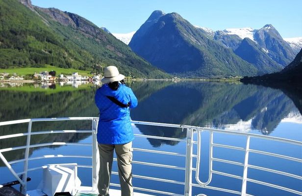 Guided Fjord and Glacier Tour from Voss