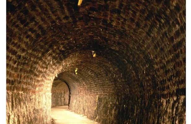 Small-group Ouseburn Food Tour with Tour of Victoria Tunnel