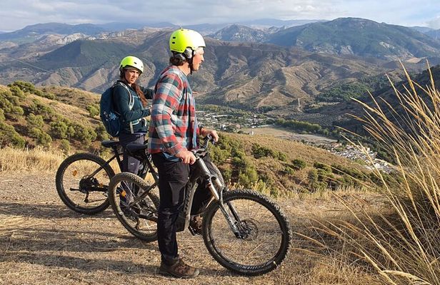 Private Ebike MTB Tour of the Silla del Moro in Granada