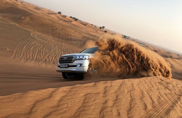 Private Evening Desert Safari Dubai Tour