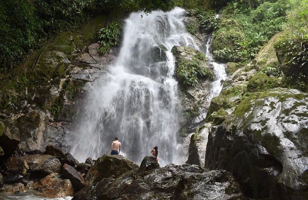 Easy half-day hike to gorgeous waterfalls in Minca