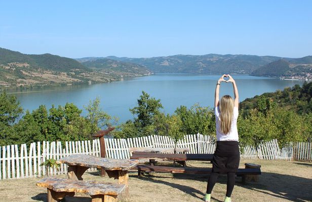 Private Day Tour to Iron Gate Gorge and Golubac Fortress
