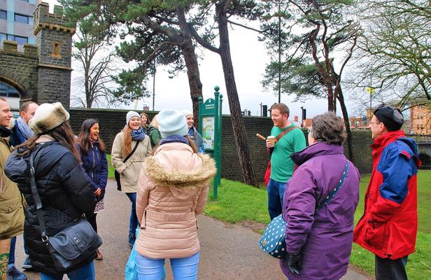 Cardiff City Private Guided Walking Tour