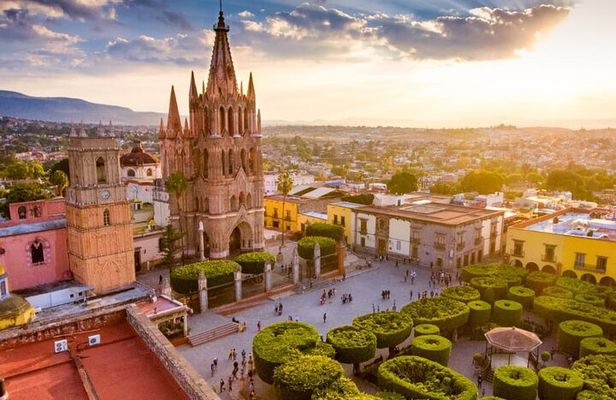 Private tour to Queretaro and San Miguel de Allende leaving the CDMX