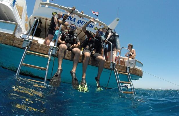 Full-Day Scuba Diving Tour in Hurghada with Lunch & Pick-Up