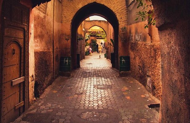 Authentic Marrakech Shopping Tour: Souks & Artisan Markets
