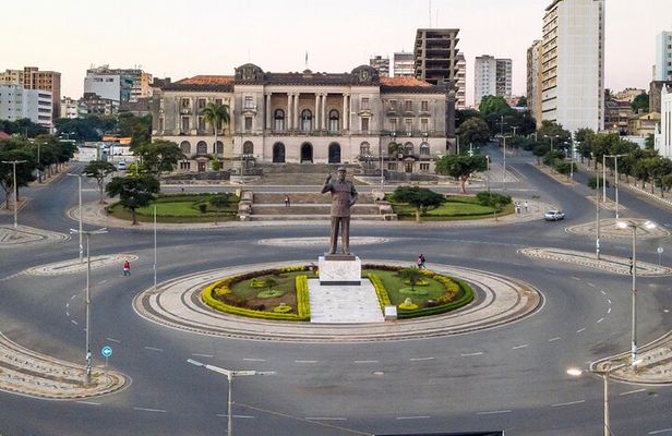 Private Full Day Historical & Arts Tour in Maputo