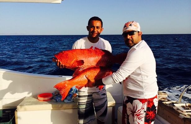 Fishing Over Night Private Boat Up to 8 Pax With Fishing equipment - Hurghada