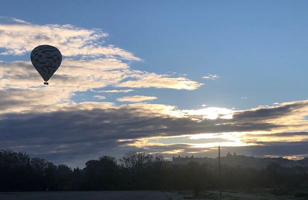 Hot Air Balloon over Toledo with optional transfers from Madrid