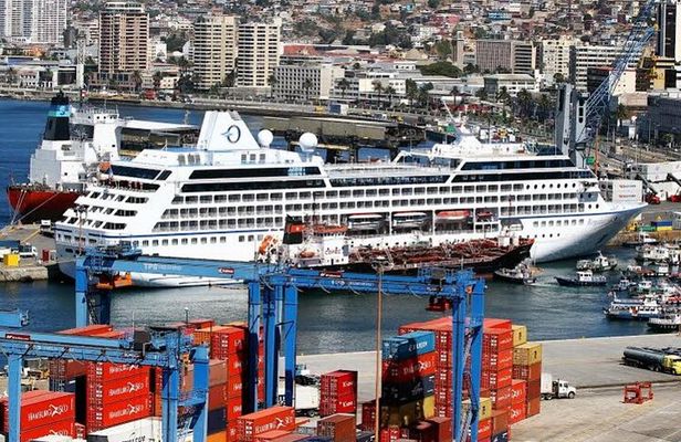 Cruise Pick up + Tour Valparaiso Viña del Mar Drop off at Hotel in Santiago