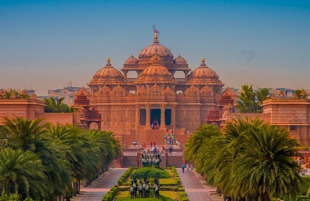 Private Old and New Delhi Full-Day Guided Tour all Inclusive