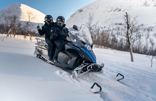 Adventure Snowmobile Safari