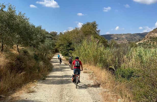 Discover the unknown side of Crete by E-Bike