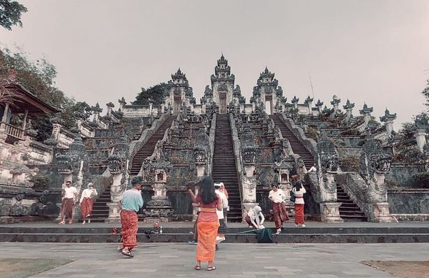 East Bali Instagram Tour on The Highlight Spot