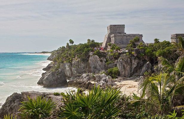"Unforgettable Tulum Adventure: Ruins and Cenotes from cancun