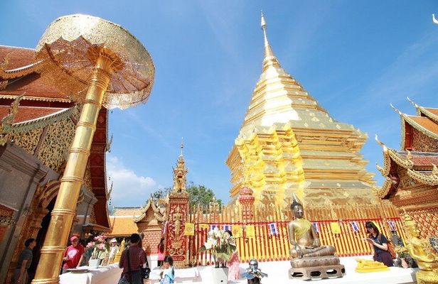 Half Day - Small Group - Doi Suthep Temple and Hmong Village Tour
