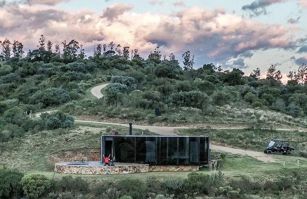 Uncover a Secluded Vineyard for Lunch