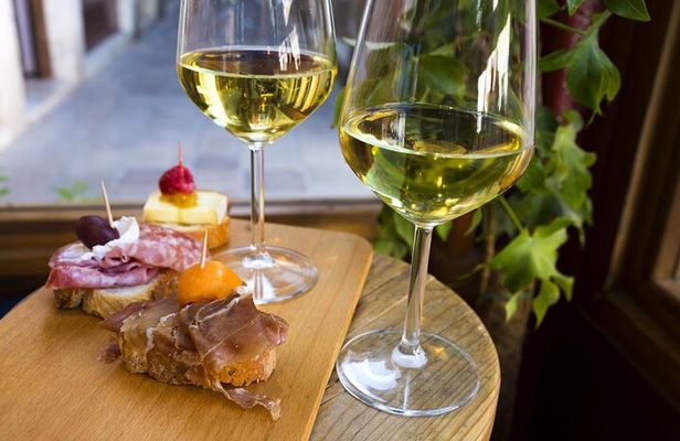 Venice Bacaro Food Tour - Eat and Drink like a Venetian