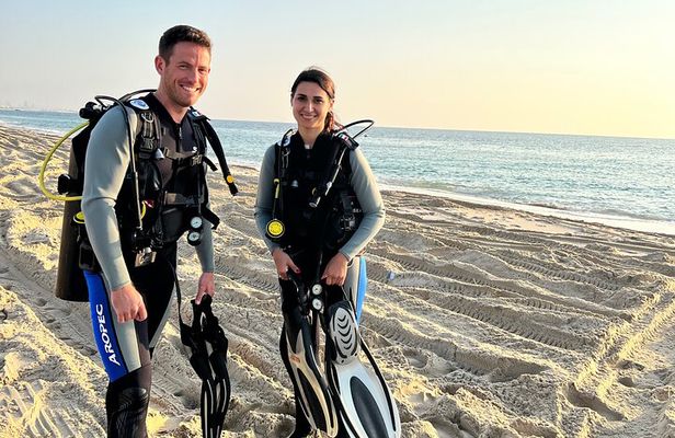 Try Scuba dive in Qatar