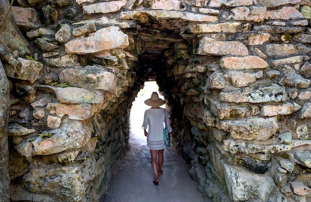 4x1 Magical tour. Tulum, Coba, a cenote & Playa del Carmen. Lunch included.