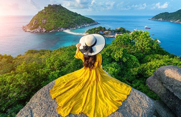 Koh Tao and Koh Nang Yuan by Speedboat