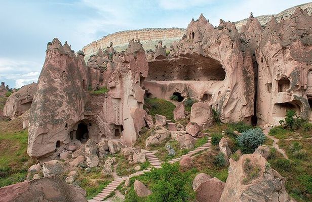 Cappadocia Red Tour,(included,lunch,guide,entrance fees)