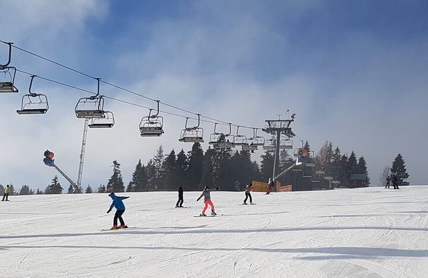 Skiing Classes - Day Trip from Krakow: Beginner or Advanced