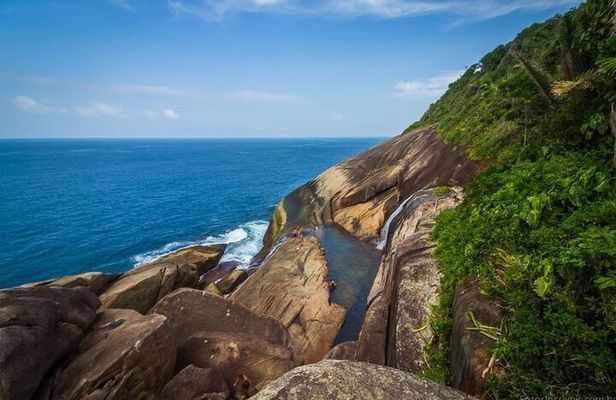 Adventure Experience to Saco Bravo Waterfall - BY PARATY TOURS