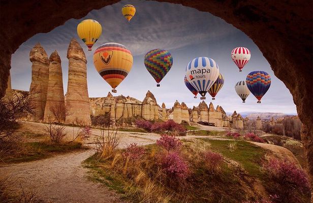 Deal Package : Cappadocia Full-day Red Tour & Hot Air Balloon Ride