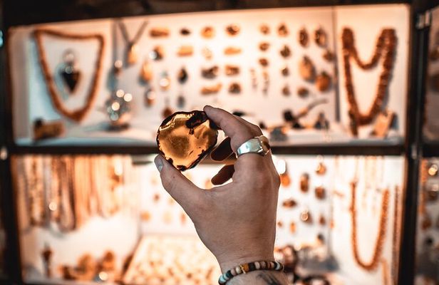 1 hour Gdansk Amber Workshop Tour 