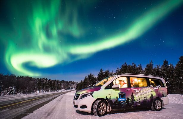 Aurora Hunt for 3 Hours in Saariselkä