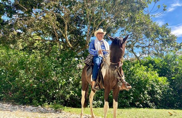 Horseback Riding Tour and visit to Tablón, Chaquira, Pelota and Purutal