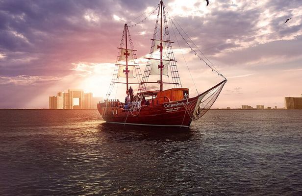 Romantic Dinner in the Spanish Galeon with Sax in Cancun. Lobster & Beef menu.