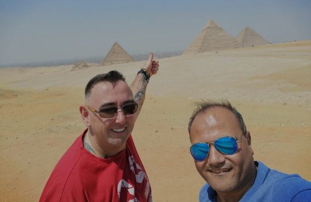 Explore Giza Pyramids & Egyptian museum.