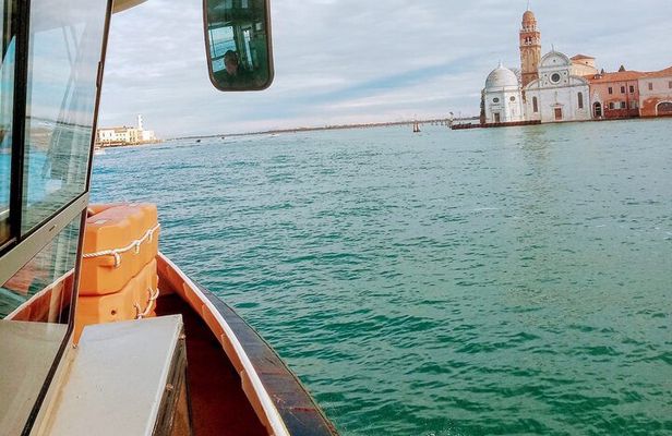 Islands Tour with a real local!