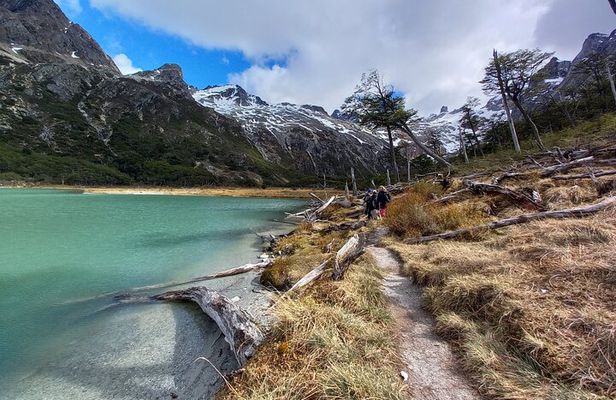 Small group Trekking to Albino Glacier