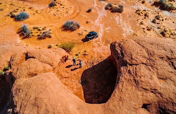 Greater Zion: Dinosaur Tracks in the Desert UTV Tour