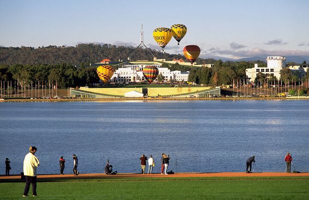 Private Canberra Day Tour from Sydney
