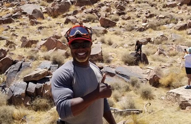 4-Hour Guided Off-Road Adventure to Wild Horses and Old Saloon