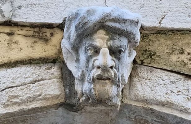 Corfu Town: Dark Myths and Legends Tour