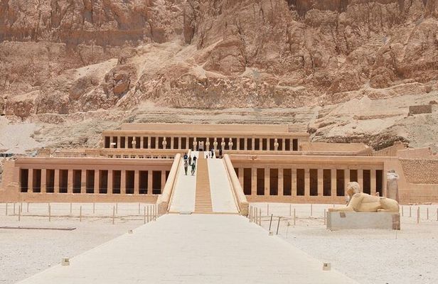 from Hurghada to Luxor West and East bank private tour